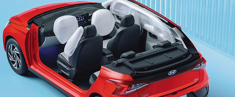 Hyundai i20 airbags as safety features